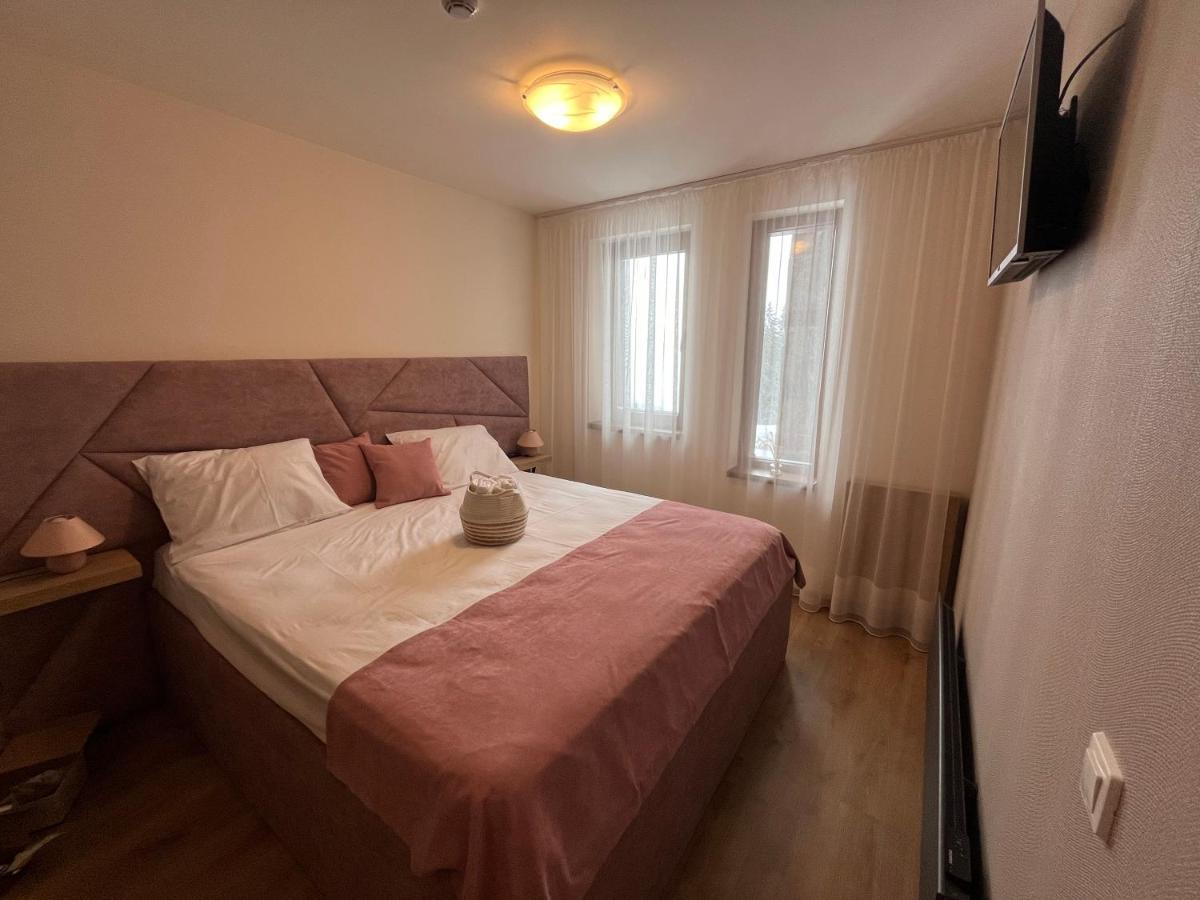 Grand Resort Luxury Apartment Παμπόροβο Εξωτερικό φωτογραφία