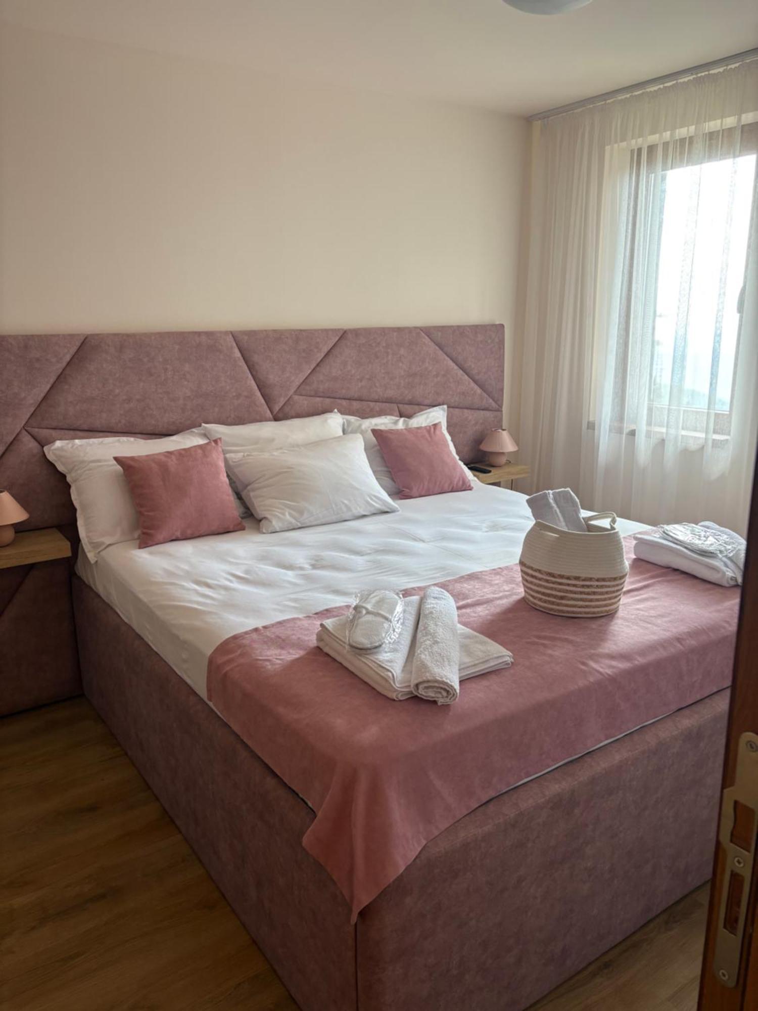 Grand Resort Luxury Apartment Παμπόροβο Εξωτερικό φωτογραφία